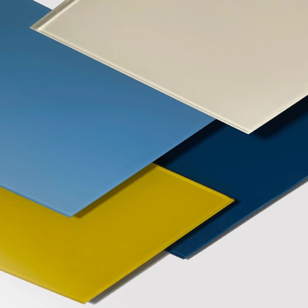 ЛДСП 10 Дуб Крафт Білий K001 PW 2800 х2070 KRONOSPAN