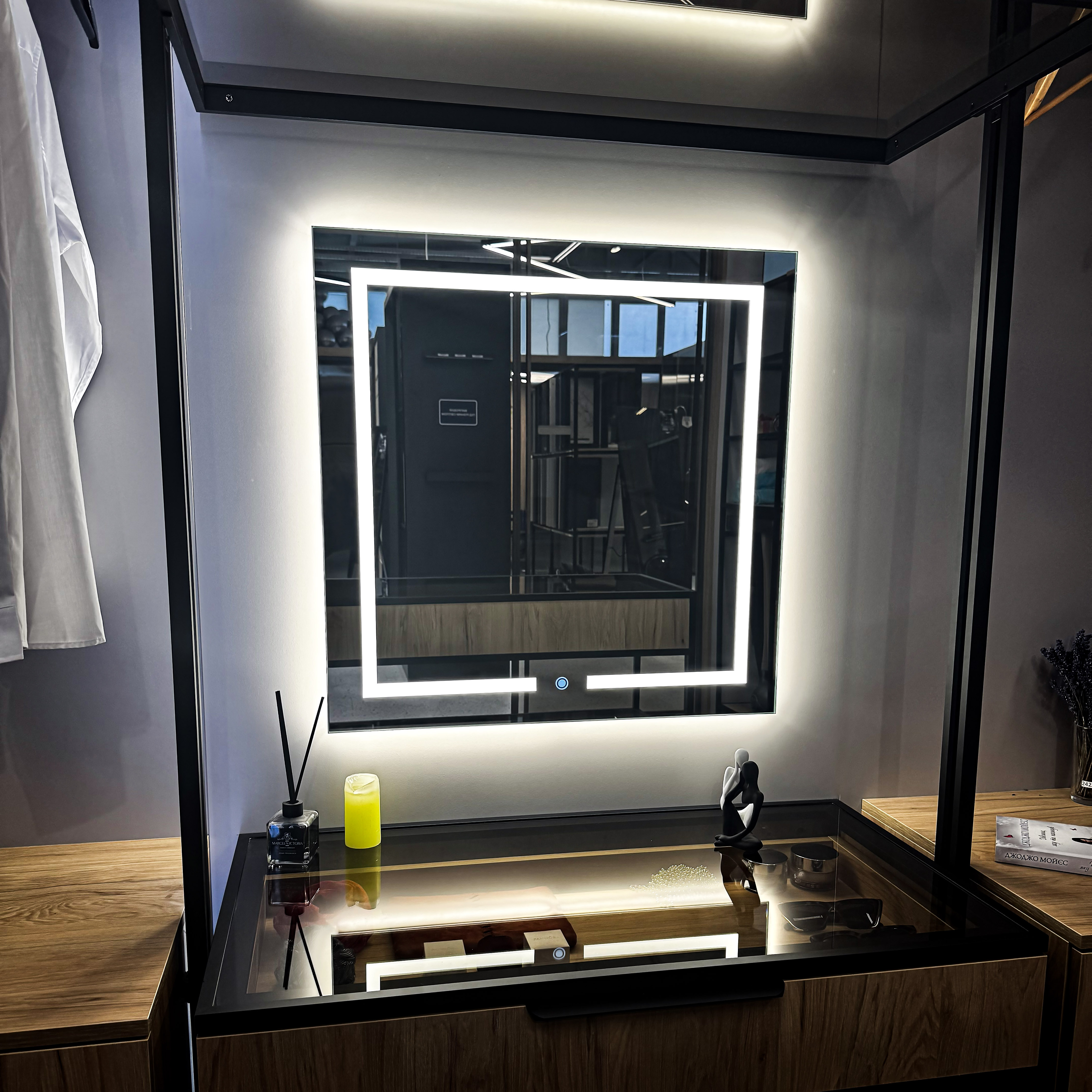 Дзеркало Feromenta